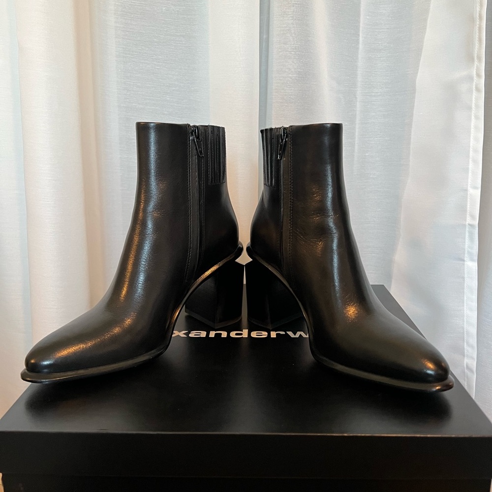 Alexander Wang Anna Mid Heel Booties (EU35/US5-5.5)